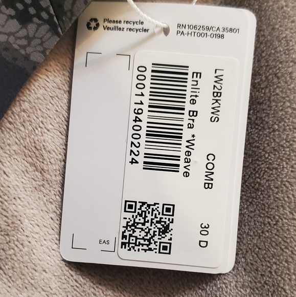 Lululemon NWT Enlite Weave-back bra. - Picture 3 of 4